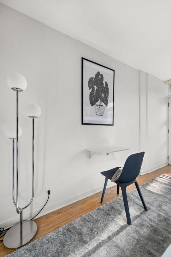 Dt Location Beautiful Studio For Your Vacation Appartement Montréal Buitenkant foto